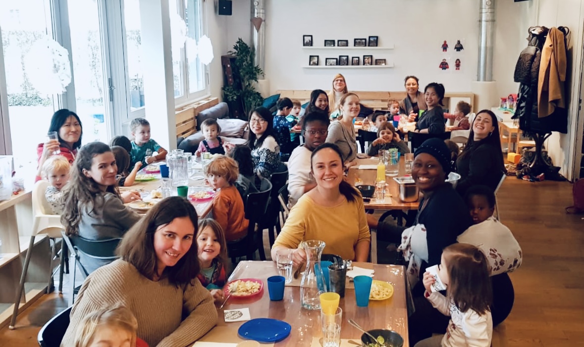 Woechentlicher Mittagstisch.jpg